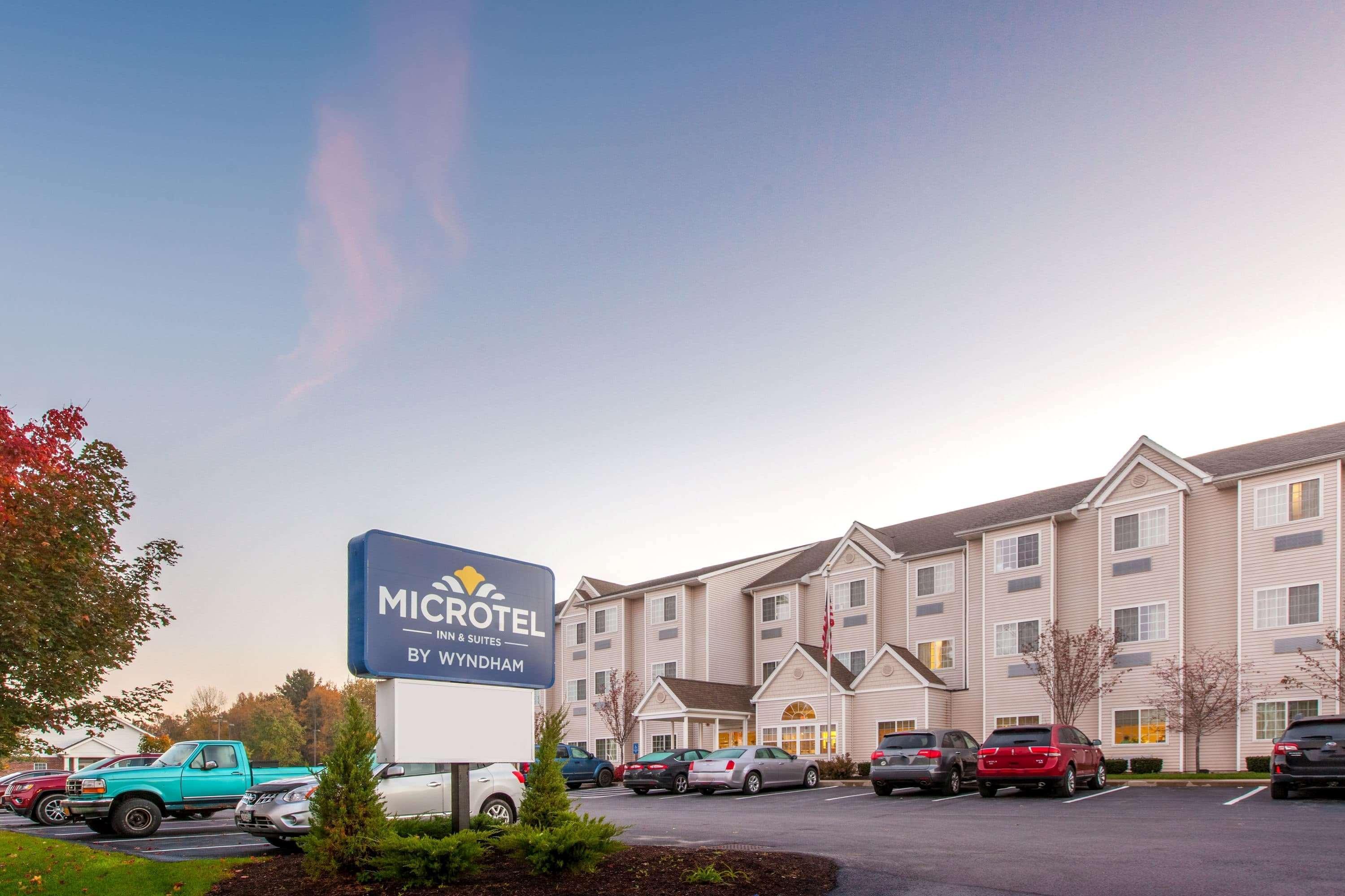 Microtel Inn & Suites By Wyndham Johnstown Exterior foto